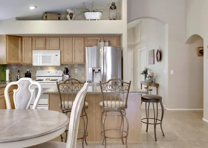 Holiday home Arizona Pool Retreat Near Phoenix Pet Friendly 3br With Great Wifi