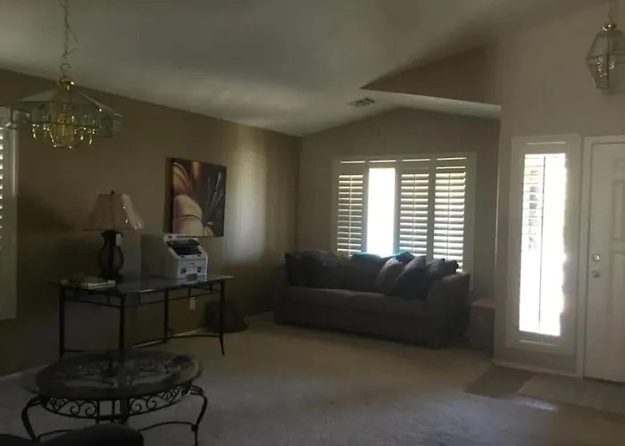 Arizona Pool Retreat Near Phoenix Pet Friendly 3br With Great Wifi *